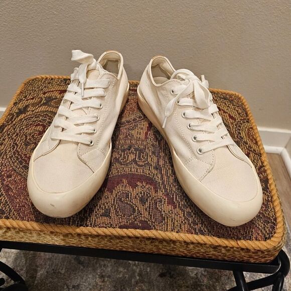 Vince Bensley Canvas Off White Sneakers Size 7.5 - Picture 1 of 12